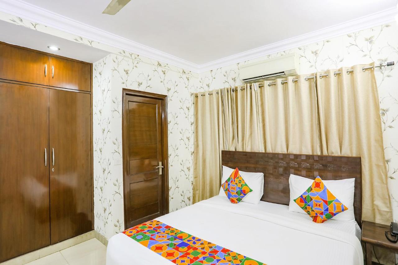 Fabexpress Jpm Harshdeep Hotel New Delhi Exterior photo