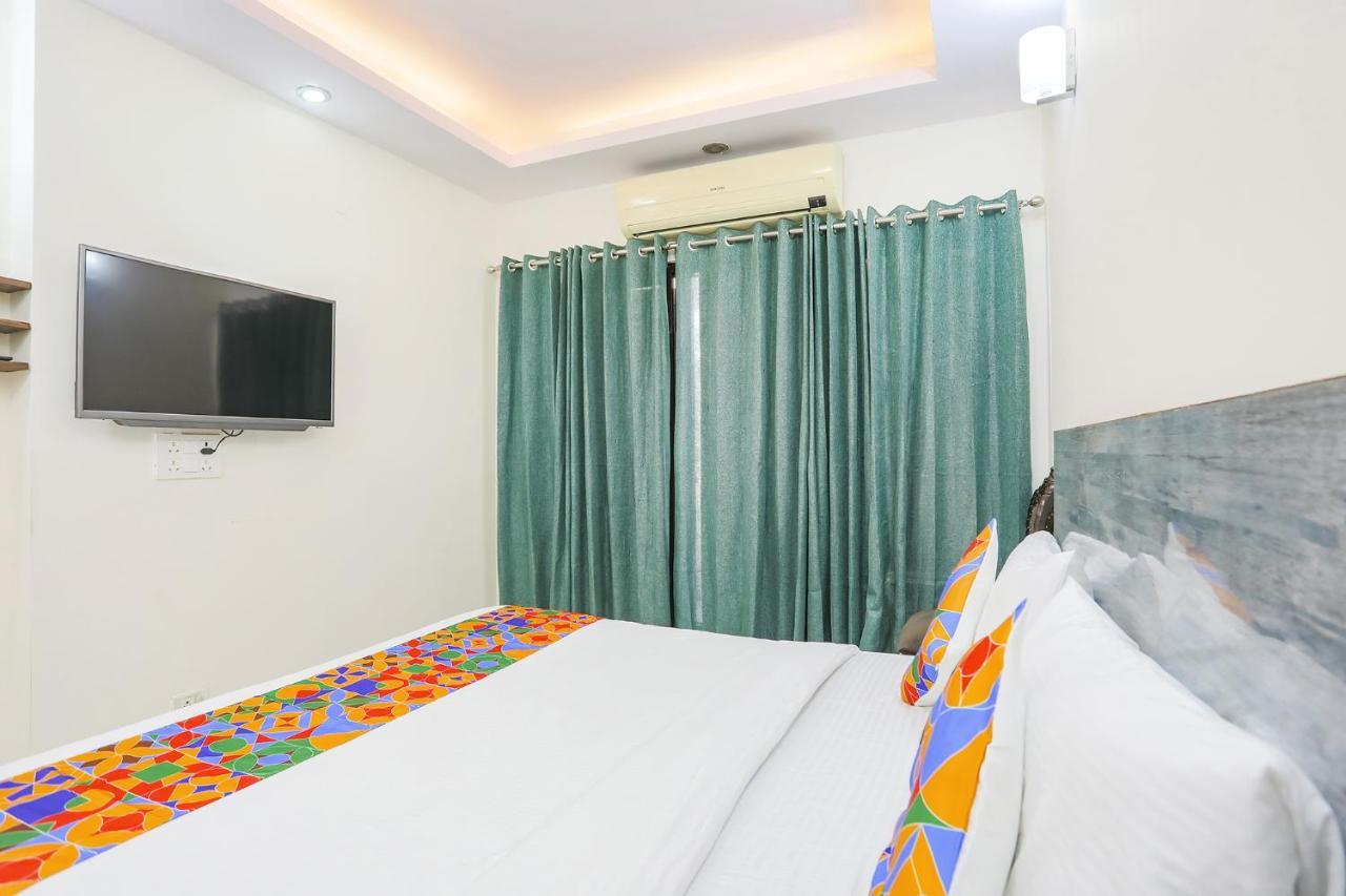 Fabexpress Jpm Harshdeep Hotel New Delhi Exterior photo