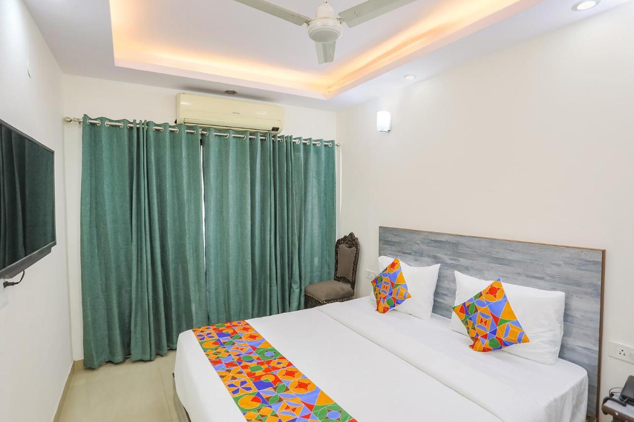 Fabexpress Jpm Harshdeep Hotel New Delhi Exterior photo