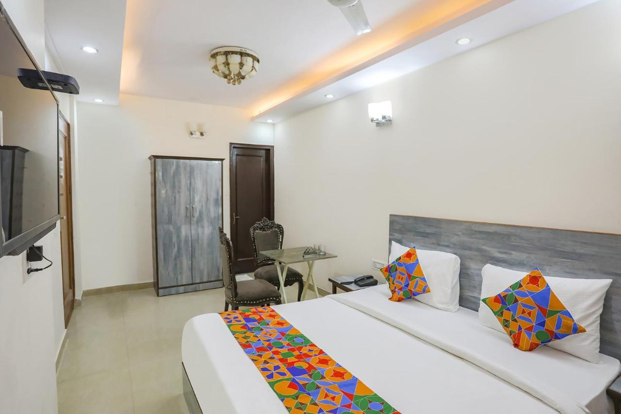 Fabexpress Jpm Harshdeep Hotel New Delhi Exterior photo